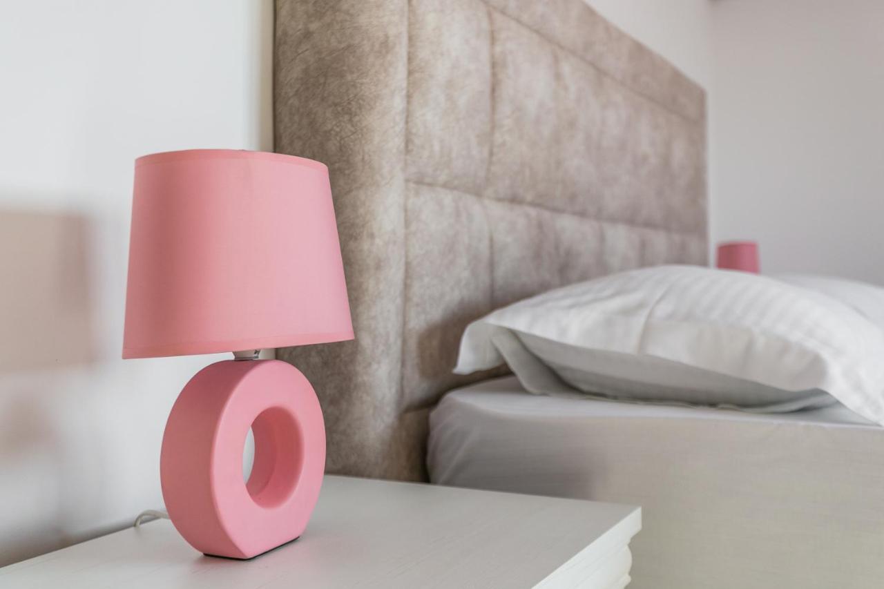 Apartments Aleksandar Petrovac エクステリア 写真